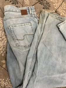 Light Wash Denim Jeans