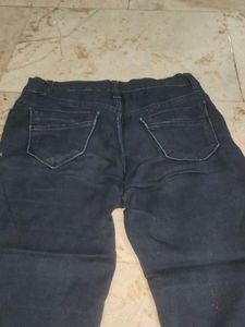 Dark Wash Capris