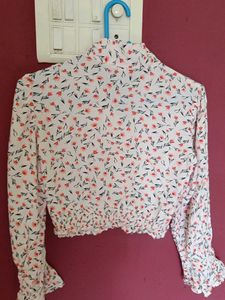 Chic Floral Print Crop Top