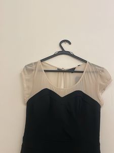 GUESS - Elegant Black Sheer Sleeve Dress, size 6