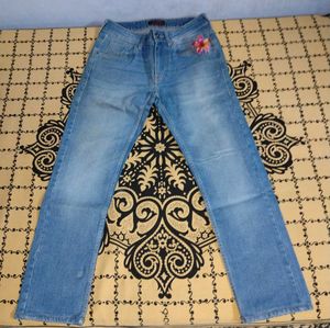 🎀Light Wash Denim Jeans 🎀