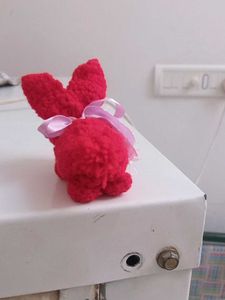 Crochet Red rabbit.