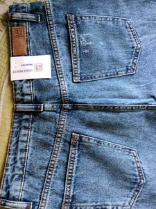 Trendy Ripped Mom Jeans