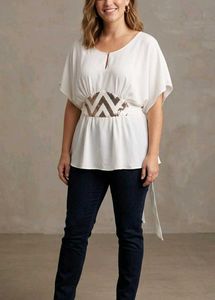 Chic White Tunic with Sequined Belt