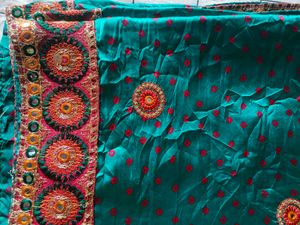 Teal Saree with Pink Dots &amp; Embellished Border