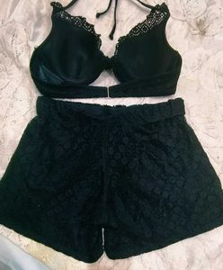H&amp;M Blackcuresia Lace Bikini set