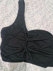 Chic One Shoulder Black Top