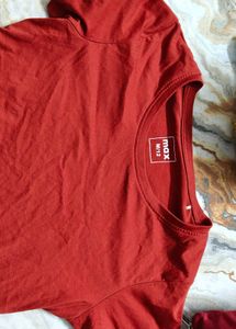 Classic Rust Colored Crew Neck Tee