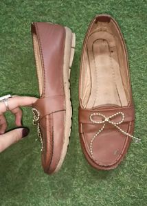 Embellished Juttis &amp; Loafers Set