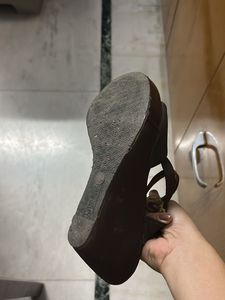 heel sandal