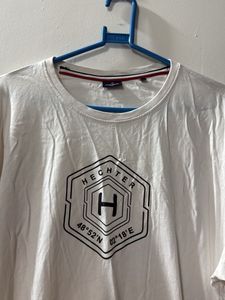 Men's White Long Sleeve Graphic T-Shirt