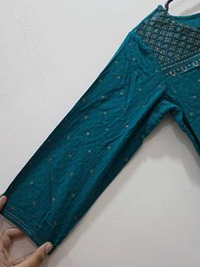size s Avaasa Teal Printed Kurta