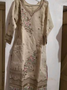 Elegant Embellished Kurta Set