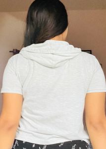 Size-small Colour-grey