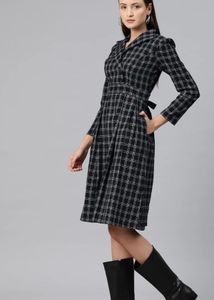 Chic Checked Midi Dress