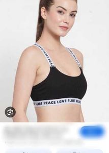 Stylish Black Sports Bra