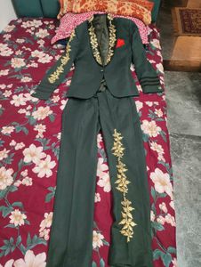 Embroidered Green Sherwani Suit
