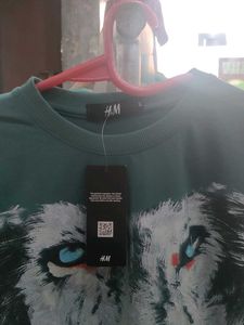 Lion Graphic T-Shirt