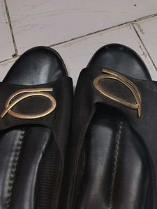 Stylish Black Slip-On Sandals