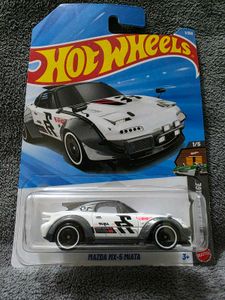 Hot Wheels Mazda MX-5 Miata