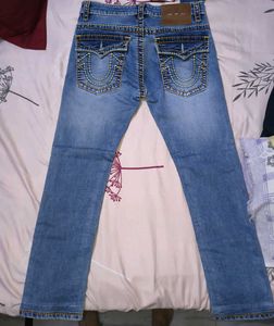 TRUE RELIGION Stylish Blue Denim Jeans