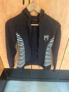 Stylish Black Hooded Zip-Up Jacket
