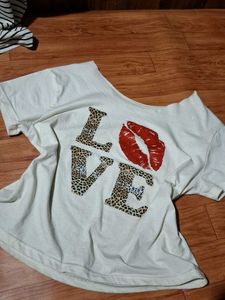 White 'LOVE' Graphic Tee