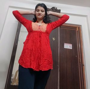 Saffron Top