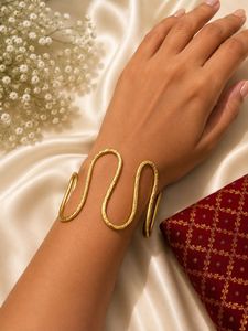 Unique Snake Design Brass Armlet Cuff Bracelet