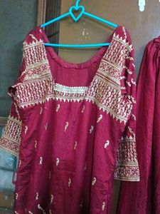 Elegant Maroon Kurta Set
