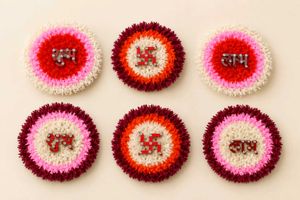 2 pairs.Total 6 pieces.Handmade with love