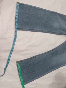 Denim Cropped Jeans