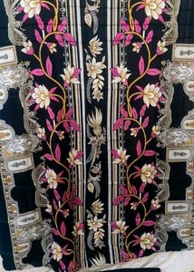 Pakistani printed suit