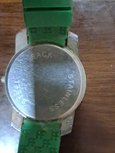 send offers Puma Green Silicone Watch