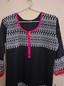 Stylish Black Printed Kurta