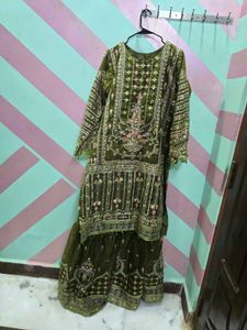 pakistani heavy gharara suit