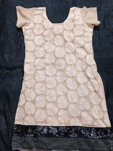 Embroidered Kurta With Sequins