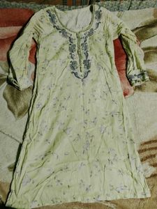 Beautiful Light Green Embroidered Kurta