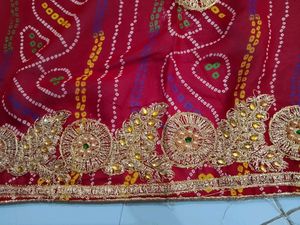 "Festive Special" CHUNARI Saree With Blouse