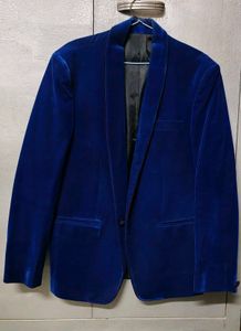 Stylish Blue Velvet Blazer