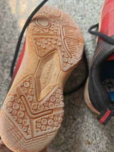 Red Nivia Non Marking Shoes - UK 3