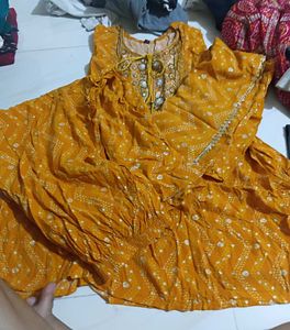 Beautiful Yellow Bandhani Kurta Set