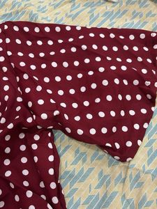 Chic Polka Dot top size - L