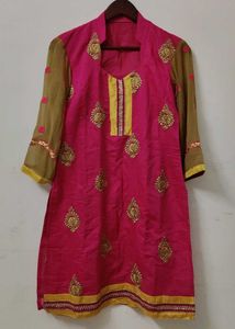 Embroidered Pink Kurta