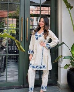 Elegant Embroidered Kurta Set