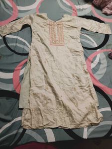 Elegant Embroidered Kurta