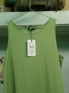 Solid Green Sleeveless Maxi Dress