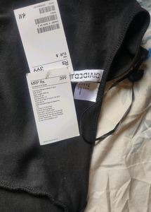 H&amp;M crop top
