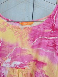Vibrant Pink &amp; Yellow Cold Shoulder Kurta