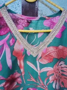 Beautiful Floral Kurta Set 😍